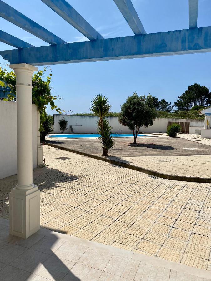 Villa Alice'S House à Nazaré Extérieur photo